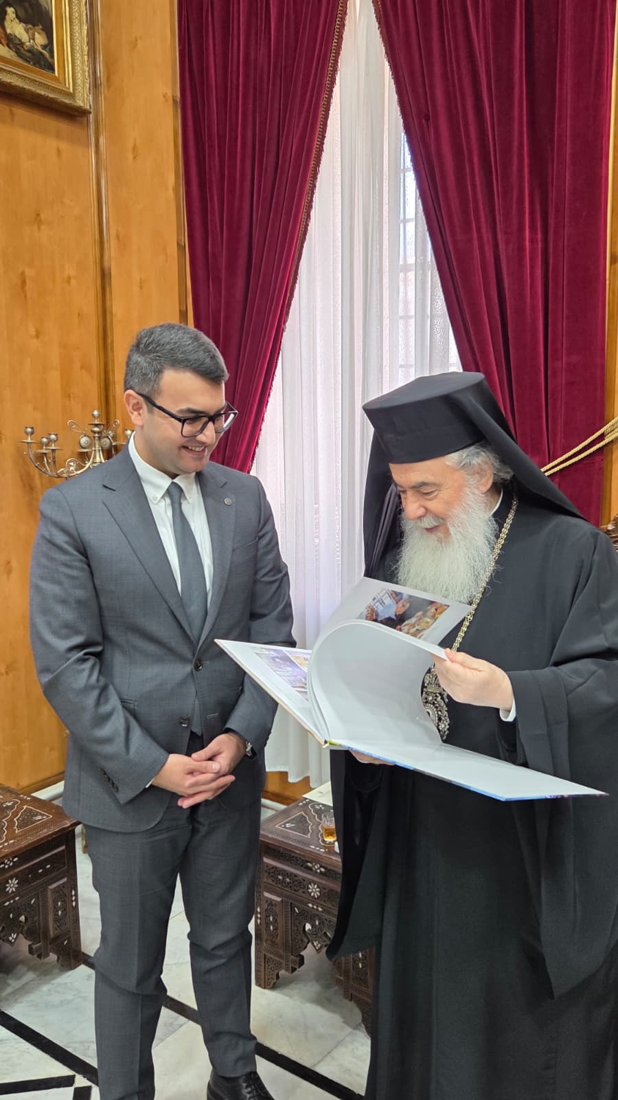 Multikulturalizm Mərkəzinin icraçı direktoru Qüds Yunan Pravoslav Patriarxı ilə görüşüb